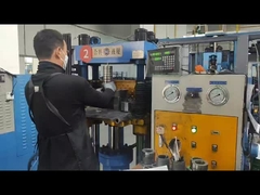 ปรับปรุง Tungsten Carbide หัวหนาว Die ทนทานการใช้งาน