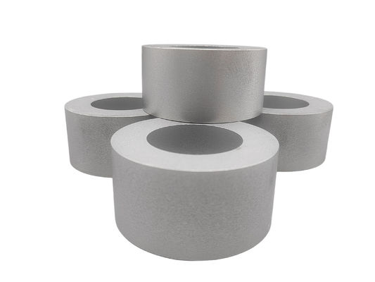 กลมความแข็งแรงสูง Tungsten Carbide Cold Forging ตัดต่ออุณหภูมิสูง